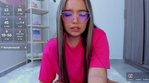 Alana online show from September 2025 04:21:02 PM