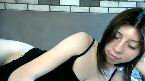 Snapshot of girl_cute007 chatting on June 2026 05:03:02 AM girl_cute007 online show from June 2026 05:03:02 AM