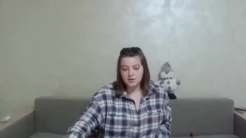 Snapshot of girl_leya chatting on December 2024 02:21:01 AM girl_leya online show from December 2024 02:21:01 AM