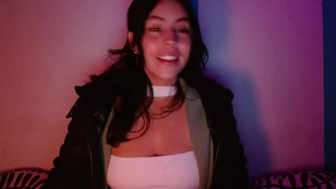 Snapshot of girl_marvel1 chatting on May 2026 06:00:02 AM Alejandra online show from May 2026 06:00:02 AM