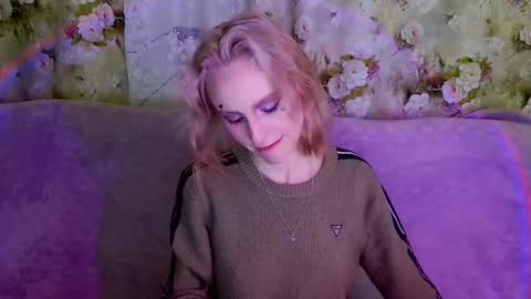 Snapshot of girlfriend_night chatting on February 2025 02:53:01 AM Seniya online show from February 2025 02:53:01 AM