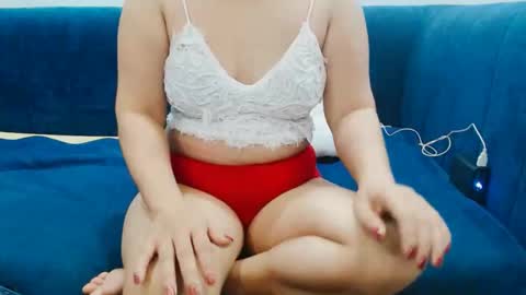 Snapshot of girlhanoi chatting on April 2026 02:04:01 AM girlhanoi online show from April 2026 02:04:01 AM