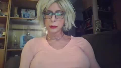 Girlinrock online show from November 2025 01:38:01 AM