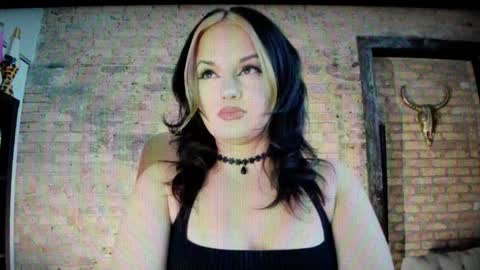 Snapshot of girlnamedcheese chatting on January 2025 07:07:01 PM Cheese online show from January 2025 07:07:01 PM