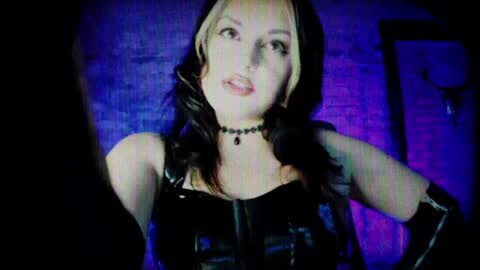 Snapshot of girlnamedcheese chatting on February 2025 11:05:01 PM Cheese online show from February 2025 11:05:01 PM