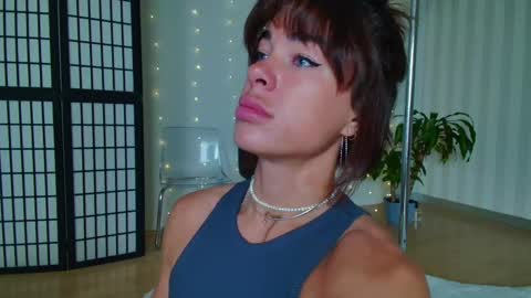 Hanna online show from February 2025 01:06:01 PM