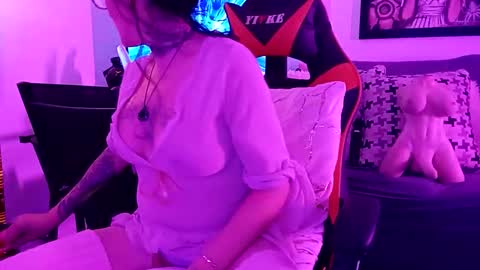 Snapshot of girls227445638252 chatting on March 2026 07:15:01 AM girls227445638252 online show from March 2026 07:15:01 AM