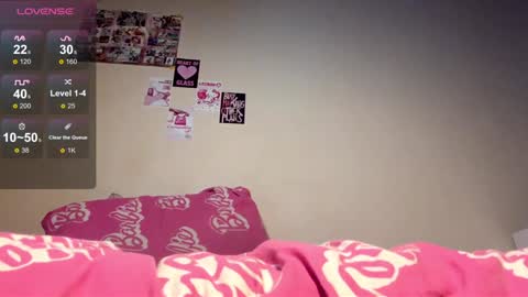 Ella Lisa Chloe online show from November 2025 12:57:01 AM