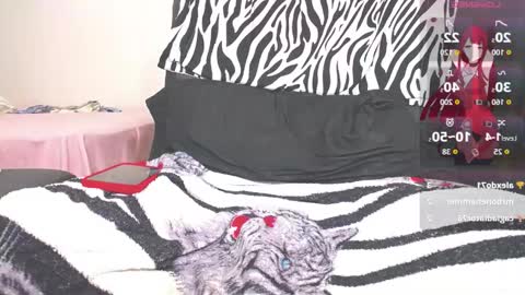 Snapshot of girltattoo__ chatting on February 2026 05:06:01 AM kim online show from February 2026 05:06:01 AM