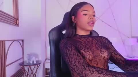 gisela_valencia online show from July 2026 06:07:01 AM