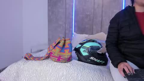 Snapshot of giselamaru chatting on February 2025 12:02:02 PM online show from February 2025 12:02:02 PM