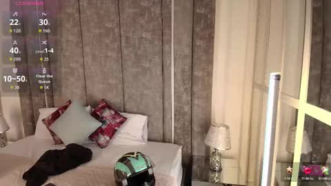 Snapshot of giselamaru chatting on September 2025 12:18:02 PM online show from September 2025 12:18:02 PM