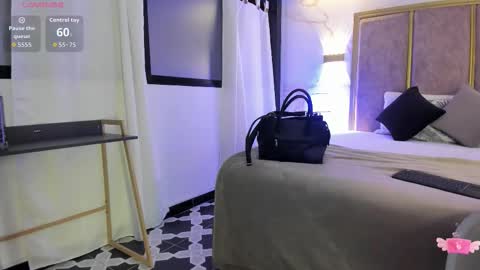 Snapshot of giselamaru chatting on September 2025 10:09:02 AM online show from September 2025 10:09:02 AM