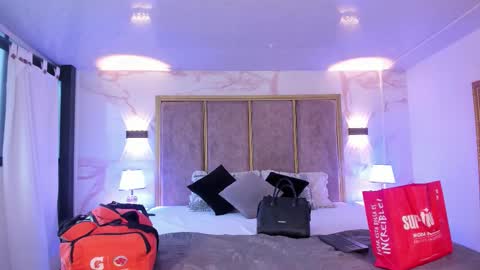 Snapshot of giselamaru chatting on October 2025 11:30:01 AM online show from October 2025 11:30:01 AM