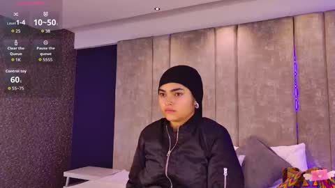 Snapshot of giselamaru chatting on November 2025 10:59:02 AM online show from November 2025 10:59:02 AM