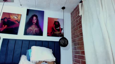 Snapshot of gisele_cedield chatting on April 2026 07:56:01 AM Kylie online show from April 2026 07:56:01 AM