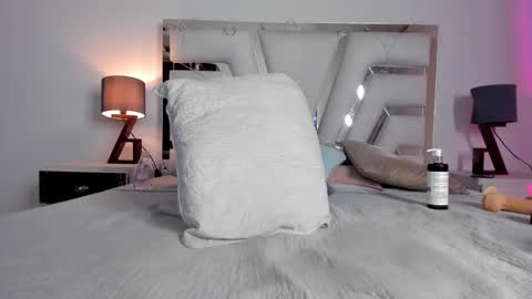 Giselle online show from December 2024 02:13:02 PM