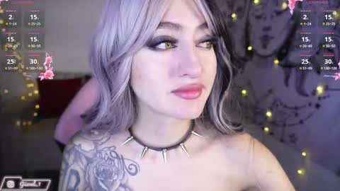 Snapshot of giselx_xx chatting on March 2026 05:44:01 AM GISEL online show from March 2026 05:44:01 AM