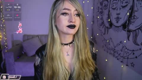 Snapshot of giselx_xx chatting on April 2026 10:40:02 PM GISEL online show from April 2026 10:40:02 PM