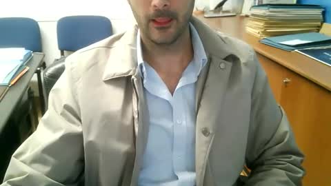 Snapshot of giuseppevai1 chatting on October 2025 05:57:02 PM giuseppevai1 online show from October 2025 05:57:02 PM