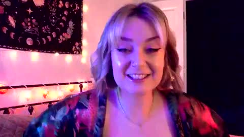 givemesweetdreams online show from October 2025 04:35:02 PM