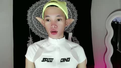 Snapshot of givemethrillx chatting on January 2025 02:43:02 AM givemethrillx online show from January 2025 02:43:02 AM