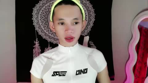 Snapshot of givemethrillx chatting on January 2025 04:16:02 AM givemethrillx online show from January 2025 04:16:02 AM