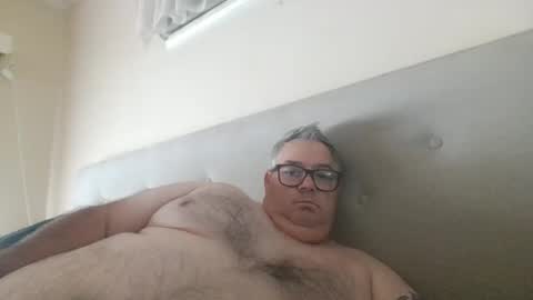 Snapshot of gixxer06 chatting on April 2026 10:30:02 PM bi Gixxer online show from April 2026 10:30:02 PM