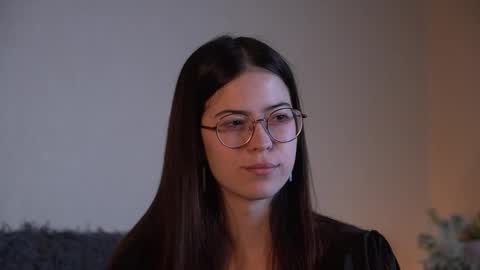 Agness online show from September 2025 09:21:02 AM