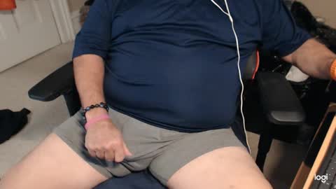 Snapshot of gizmo706 chatting on October 2025 04:42:02 PM gizmo706 online show from October 2025 04:42:02 PM