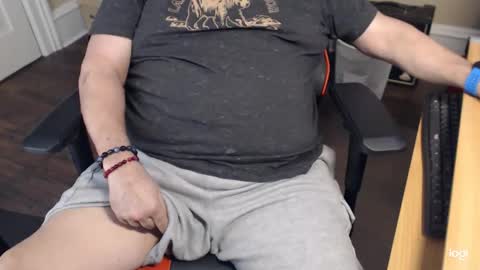 Snapshot of gizmo706 chatting on April 2026 02:53:02 PM gizmo706 online show from April 2026 02:53:02 PM