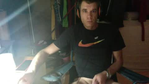 Snapshot of gizmomaster chatting on July 2026 03:04:01 AM dutch rave guy c2c dutch online show from July 2026 03:04:01 AM