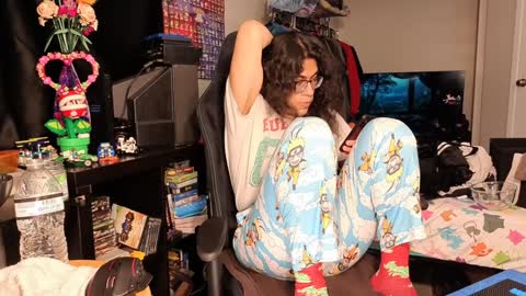 glaceon9 online show from February 2025 06:04:01 PM