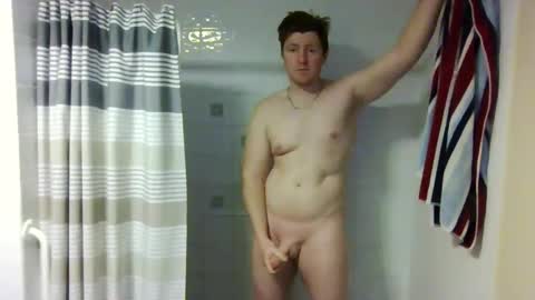 Snapshot of gladi_ chatting on April 2026 01:24:02 PM gladi_ online show from April 2026 01:24:02 PM