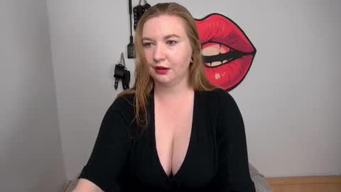 Snapshot of glamorousnikki chatting on October 2025 03:57:02 PM Nikki online show from October 2025 03:57:02 PM