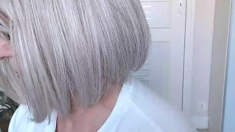 Pauline online show from February 2025 02:04:02 PM