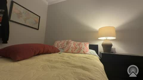 Snapshot of glassescock chatting on February 2026 04:05:02 AM BenTheBender online show from February 2026 04:05:02 AM