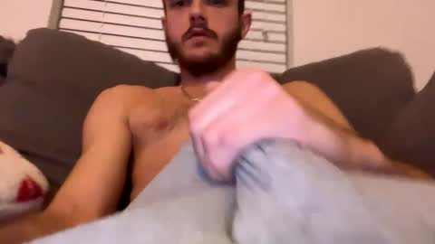 Snapshot of glegere18 chatting on February 2025 01:24:01 AM Lets get wierd online show from February 2025 01:24:01 AM