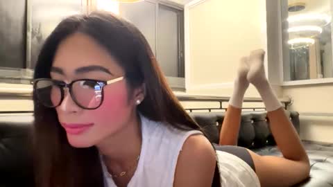 gleiahong online show from April 2026 02:49:01 PM