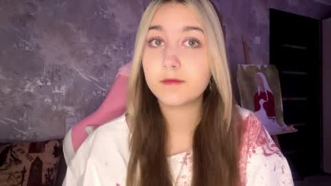 Snapshot of glenniekinney chatting on April 2026 12:17:02 PM Kelly online show from April 2026 12:17:02 PM