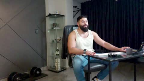 Matthew .. for short call me Matt online show from December 2024 03:09:02 PM