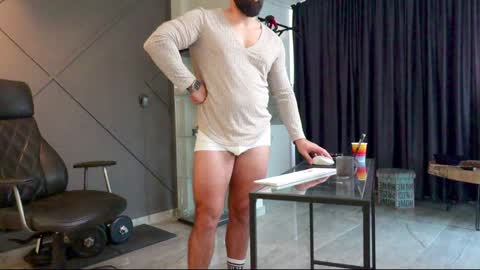 Matthew .. for short call me Matt online show from January 2025 07:15:01 AM