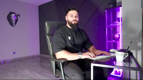 Matthew .. for short call me Matt online show from March 2025 09:59:01 PM