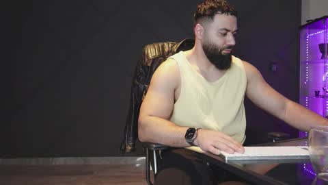 Matthew .. for short call me Matt online show from February 2026 09:13:02 PM