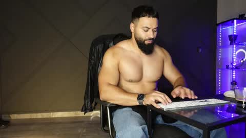 Matthew .. for short call me Matt online show from May 2026 07:33:01 PM