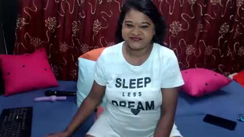 Snapshot of glitter_candy chatting on November 2025 09:42:01 AM glitter candy online show from November 2025 09:42:01 AM