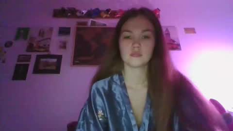 glitter_doll online show from January 2025 02:56:02 PM