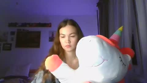 glitter_doll online show from January 2025 06:02:01 PM