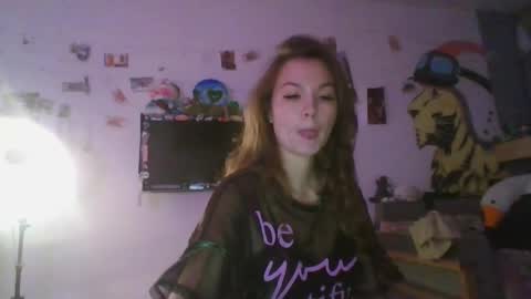 glitter_doll online show from January 2025 08:00:01 PM