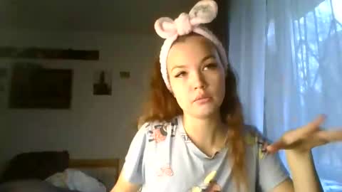 glitter_doll online show from January 2025 11:32:02 AM